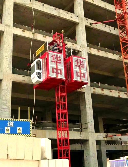 SC系列施工升降机标准型号技术参数表额定外观图