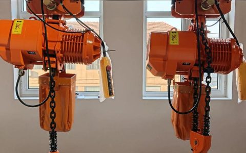DHS型环链电动葫芦主要参数与各型号链条直径起升速度工作级别对照