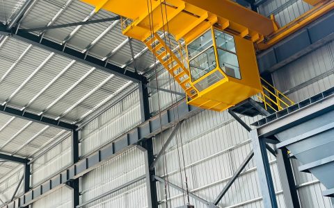 抓斗起重机规格参数报价大全各吨位型号容量跨度选型参考指南