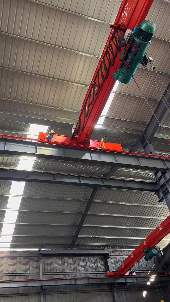 LDA单梁桥式起重机产品实物图
